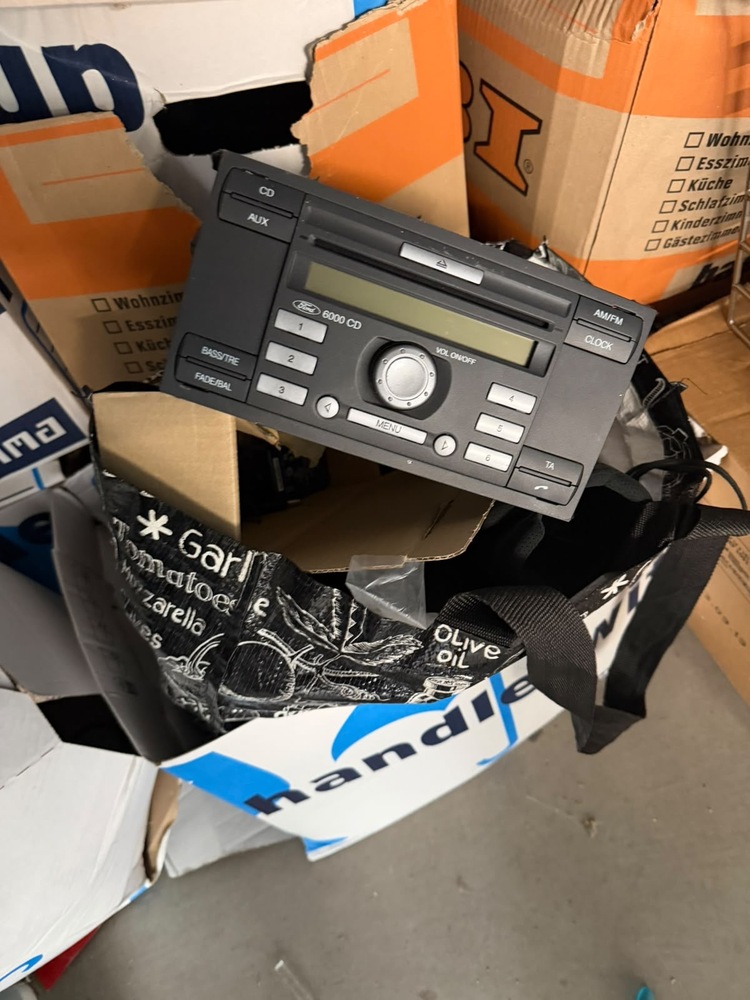 Apeldoorn Self storage unit auction IB-5562