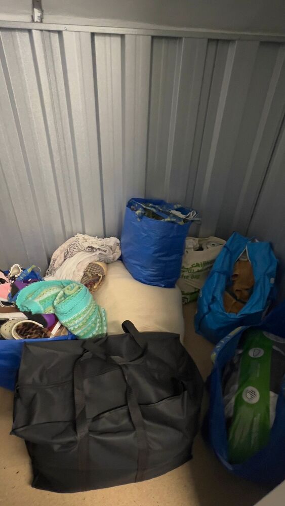 Alcântara Storage Unit auction IB-5075