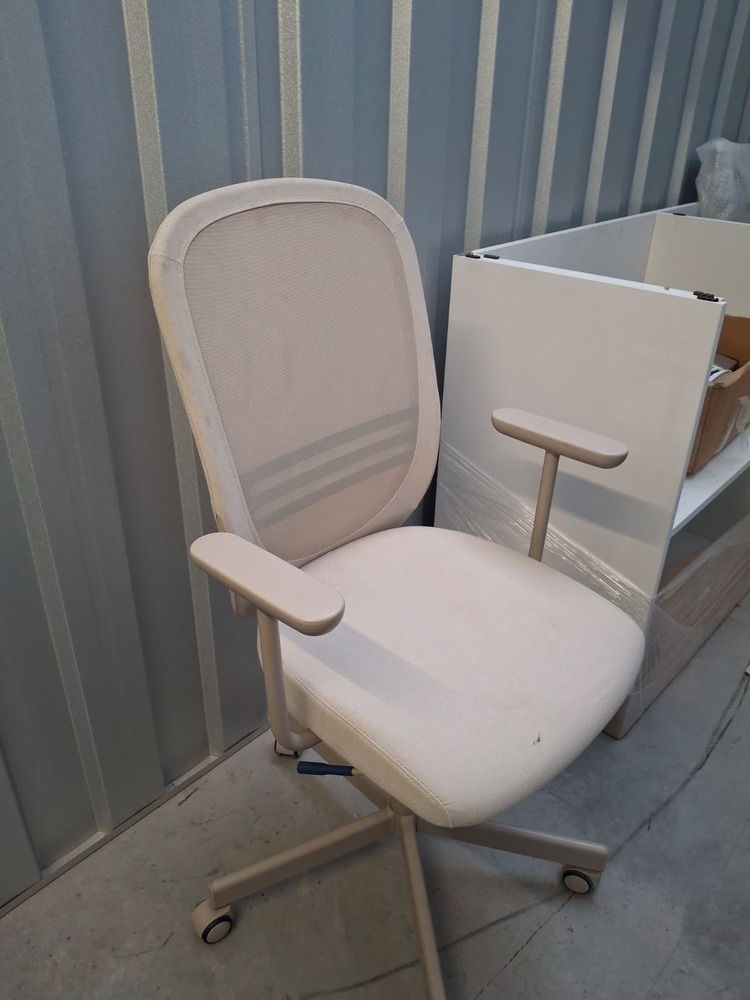 Porto Centro Self storage unit auction IB-4471