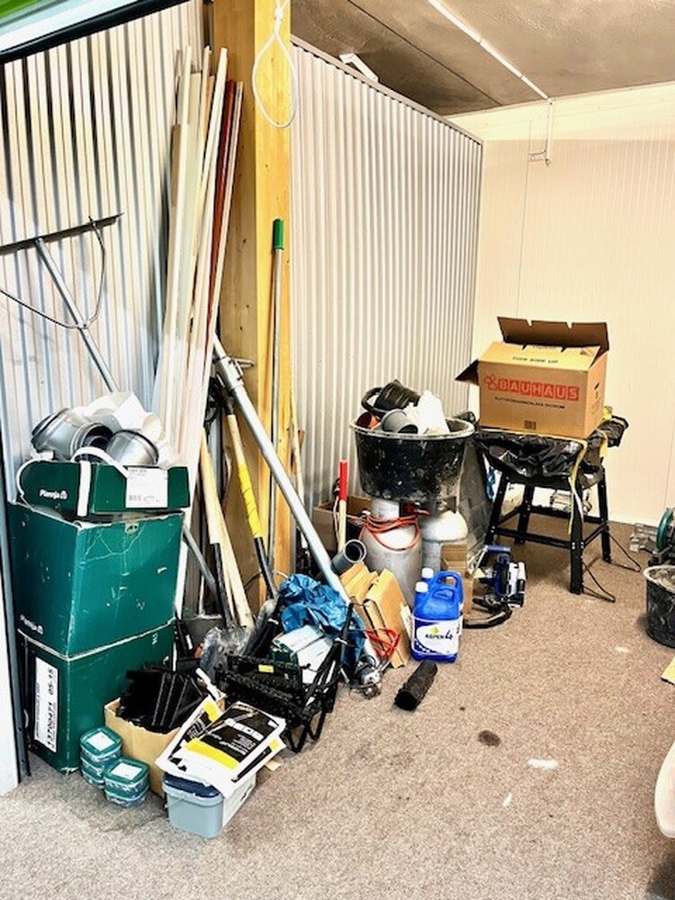 Sollentuna Storage auction IB-8539