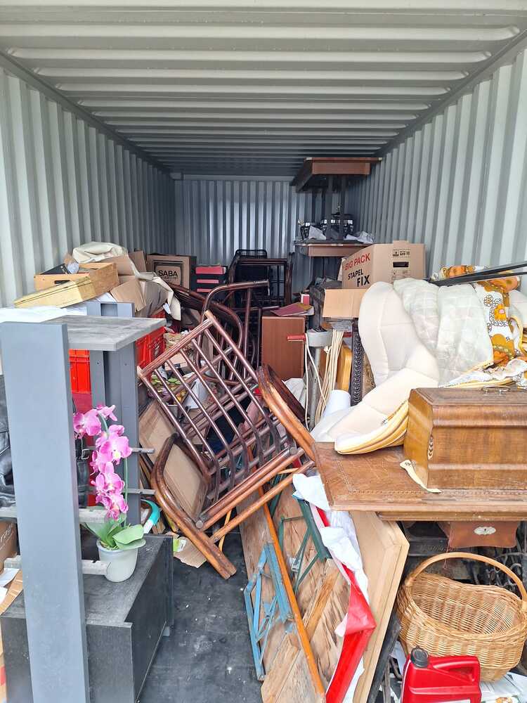 Storeandpark Weißenhorn Self storage unit auction IB-7826